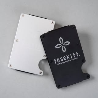 【FoseKift】 マネークリップ付きクレジットカードケース｜ブラック/シルバー